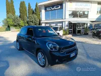 Usata Mini Cooper S Countryman 190 CV (139 kW) 2016 Nero SUV