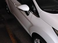 Usata Ford Fiesta Titanium 100 CV (73 kW) 2017 Bianco Utilitaria