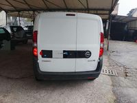 Usata Opel Combo 90 CV (66 kW) 2012 Bianco Monovolume