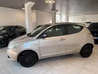 Usata Lancia Ypsilon S 86 CV (63 kW) 2014 Argento Utilitaria