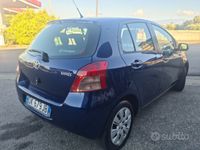 usata Toyota Yaris 1.4 td cambio automatico