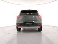 Nuova Volvo XC40 Core 163 CV (119 kW) 2026 Verde SUV
