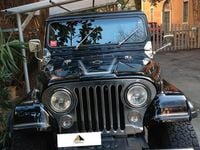Usata Jeep CJ Laredo 150 CV (110 kW) 1980 Nero SUV