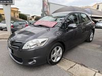 Usata Toyota Auris Active 90 CV (66 kW) 2011 Grigio Utilitaria