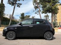Usata Lancia Ypsilon 95 CV (69 kW) 2017 Nero Utilitaria