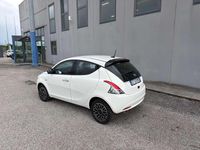 Usata Lancia Ypsilon S 100 CV (73 kW) 2024 Bianco gelato Utilitaria