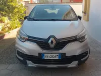 Usata Renault Captur 110 CV (80 kW) 2018 Grigio SUV
