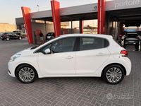 Usata Peugeot 208 Allure 102 CV (75 kW) 2019 Bianco Utilitaria