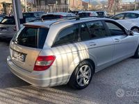 Usata Mercedes C200 Elegance 136 CV (100 kW) 2011 Grigio Station wagon