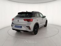 Usata VW T-Roc R-line 150 CV (110 kW) 2023 Grigio SUV