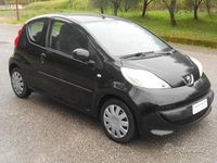 Usata Peugeot 107 68 CV (50 kW) 2006 Nero Utilitaria