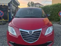 Usata Lancia Ypsilon Gold 85 CV (62 kW) 2016 Rosso Utilitaria
