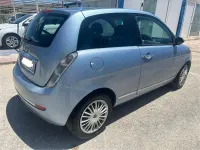 Usata Lancia Ypsilon 69 CV (50 kW) 2007 Bluazzurro Utilitaria