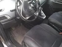 Usata Lancia Ypsilon Gold 69 CV (50 kW) 2015 Grigio Utilitaria