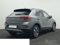 Usata VW T-Roc Goal 116 CV (85 kW) 2024 Grigio SUV