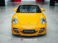 Usata Porsche 911 Turbo S Cabriolet 530 CV (389 kW) 2011 Giallo Cabrio