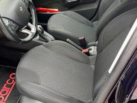 Usata Peugeot 208 82 CV (60 kW) 2019 Blu Utilitaria