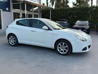 Usata Alfa Romeo Giulietta Distinctive 105 CV (77 kW) 2011 Bianco Utilitaria