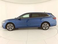 Usata Skoda Superb Style 150 CV (110 kW) 2024 Blu cobalto metallizzato Station wagon