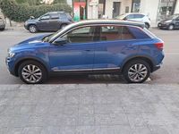 Usata VW T-Roc 110 CV (80 kW) 2021 Blu SUV