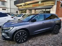 Usata Renault Austral Techno 131 CV (96 kW) 2023 Grigio SUV