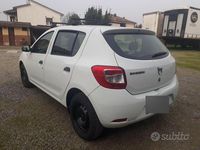 Usata Dacia Sandero 75 CV (55 kW) 2013 Bianco Berlina