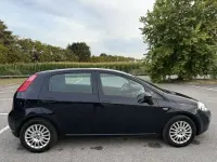 Usata Fiat Punto Lounge 95 CV (69 kW) 2018 Bluazzurro Utilitaria