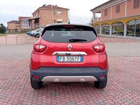 Usata Renault Captur Life 90 CV (66 kW) 2016 Rosso SUV