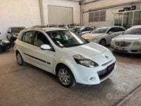 Usata Renault Clio IV 90 CV (66 kW) 2012 Bianco Berlina