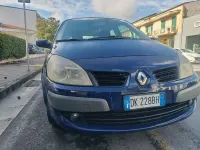 Usata Renault Scenic E-Tech Dynamique 105 CV (77 kW) 2009 Blu/azzurro Monovolume