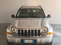 Usata Jeep Cherokee Limited 163 CV (119 kW) 2006 Grigio SUV