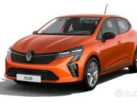 Usata Renault Clio V Evolution 101 CV (74 kW) 2023 Arancione Berlina