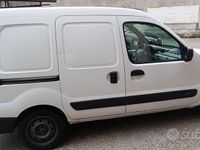 Usata Renault Kangoo 68 CV (50 kW) 2006 Bianco