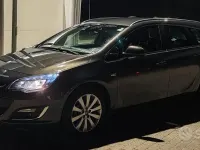 Usata Opel Astra Cosmo 140 CV (102 kW) 2015 Grigio Station wagon