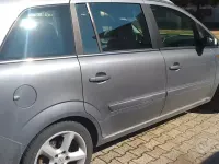 Usata Opel Zafira 120 CV (88 kW) 2006 Grigio Monovolume
