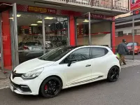 Usata Renault Clio IV Trophy 220 CV (161 kW) 2016 Bianco Berlina