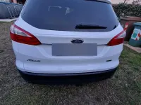 Begagnad Ford Focus 100 HK (73 kW) 2013 Vit Kombi