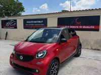 Usata Smart ForFour Prime 90 CV (66 kW) 2015 Rosso Utilitaria