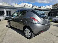 Usata Lancia Ypsilon Silver 69 CV (50 kW) 2012 Grigio Utilitaria