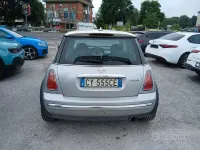 Begagnad Mini ONE 116 HK (85 kW) 2002 Grå Halvkombi