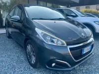 Usata Peugeot 208 Active 75 CV (55 kW) 2017 Grigio Utilitaria