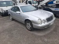 Usata Mercedes CLK200 192 CV (141 kW) 1998 Grigio Coupé