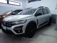 Usata Dacia Jogger Extreme 110 CV (80 kW) 2022 Grigio Monovolume