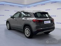 Usata Mercedes GLA200 Business 163 CV (119 kW) 2022 Grigio scuro SUV