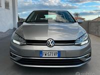 Begagnad VW Golf VII Business 116 HK (85 kW) 2019 Grå Sedan