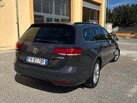 Usata VW Passat 170 CV (125 kW) 2017 Grigio Station wagon
