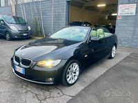 Usata BMW 320 Cabriolet 177 CV (130 kW) 2009 Nero Cabrio