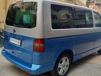Usata VW Caravelle 174 CV (127 kW) 2005 Argento Furgone