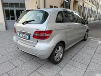Usata Mercedes B180 Executive 109 CV (80 kW) 2010 Grigio Monovolume