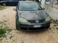 Usata VW Golf V 105 CV (77 kW) 2004 Verde Utilitaria